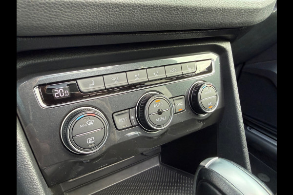 Volkswagen Tiguan 1.5 TSI ACT Highline Business R - Pano/Schuifdak- Leder - Navi - Afn.Trekhaak - Virt.Cockpit