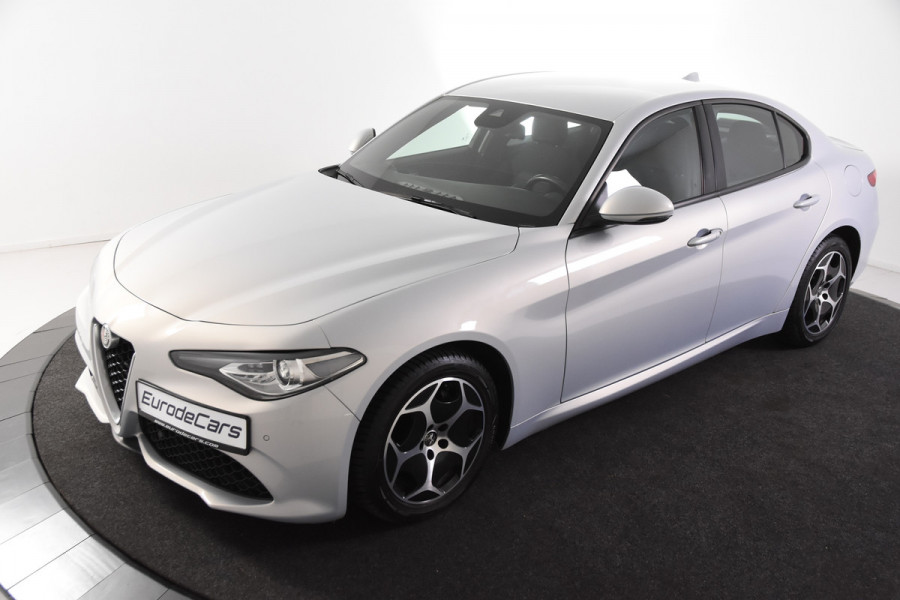 Alfa Romeo Giulia 2.2 Super Turbo Diesel *1ste eigenaar*Navigatie*Keyless*
