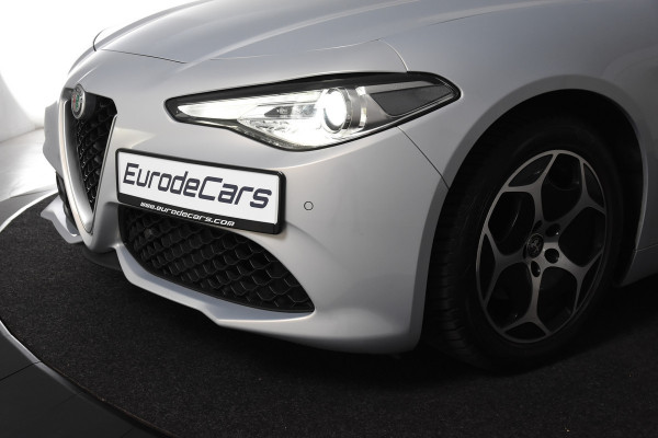 Alfa Romeo Giulia 2.2 Super Turbo Diesel *1ste eigenaar*Navigatie*Keyless*