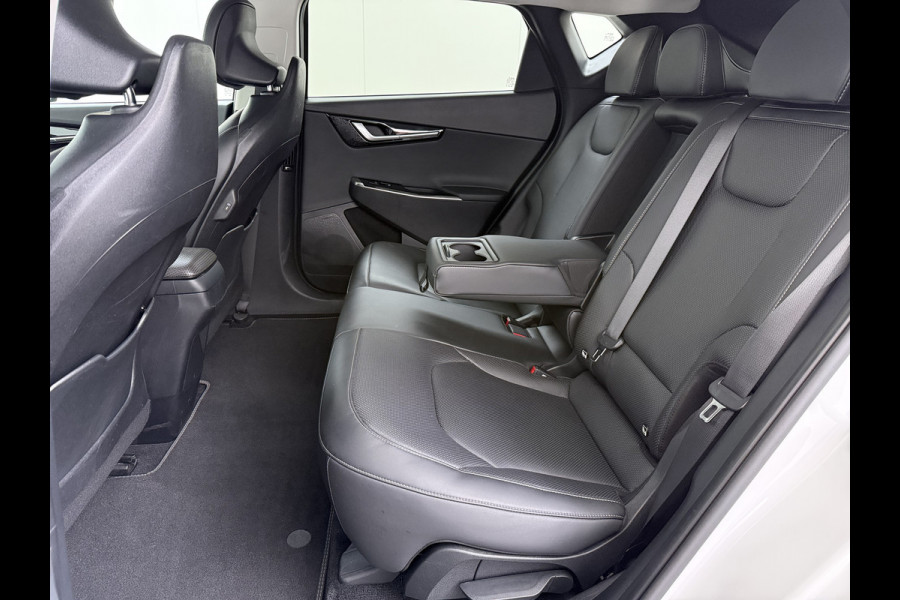 Kia Ev6 Plus Long Range 77.4kWh Trekhaak Leer+Ventilatie+Verwarming Camera Adap.Cruise Warmtepomp Meridian®-Audio Stuur+Achterbankverwar SOH 100% Elek.Achterklep Apple Carplay Android Privacy Glas Pdc Lmv Led DAB 1.600KG Trekgewicht Dealeronderhouden