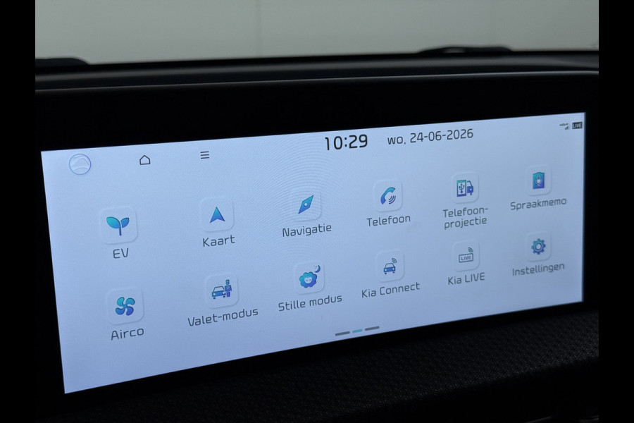 Kia Ev6 Plus Long Range 77.4kWh Trekhaak Leer+Ventilatie+Verwarming Camera Adap.Cruise Warmtepomp Meridian®-Audio Stuur+Achterbankverwar SOH 100% Elek.Achterklep Apple Carplay Android Privacy Glas Pdc Lmv Led DAB 1.600KG Trekgewicht Dealeronderhouden