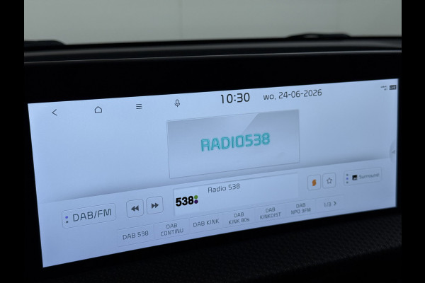 Kia Ev6 Plus Long Range 77.4kWh Trekhaak Leer+Ventilatie+Verwarming Camera Adap.Cruise Warmtepomp Meridian®-Audio Stuur+Achterbankverwar SOH 100% Elek.Achterklep Apple Carplay Android Privacy Glas Pdc Lmv Led DAB 1.600KG Trekgewicht Dealeronderhouden