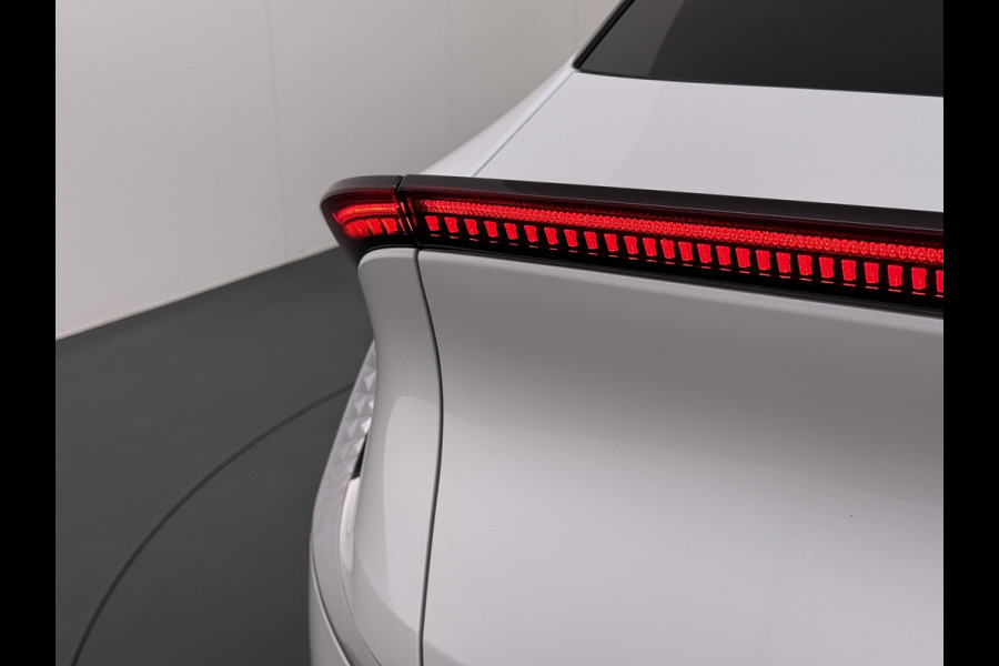 Kia Ev6 Plus Long Range 77.4kWh Trekhaak Leer+Ventilatie+Verwarming Camera Adap.Cruise Warmtepomp Meridian®-Audio Stuur+Achterbankverwar SOH 100% Elek.Achterklep Apple Carplay Android Privacy Glas Pdc Lmv Led DAB 1.600KG Trekgewicht Dealeronderhouden