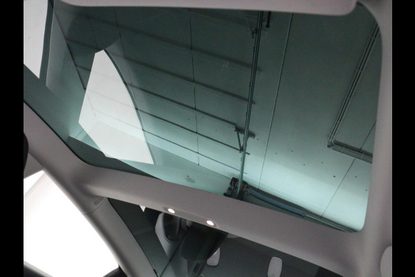 Tesla Model 3 Performance AWD 75 kWh | Traffic-Aware Cruise control | Leder | Lichtmetaal 20'' | Achterbank verwarming | Park assist | Climate control