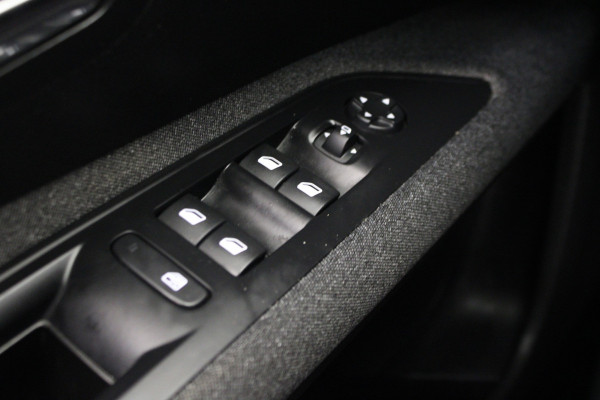 Peugeot 5008 1.2 PureTech Active Pack Business |Camera|Navi|