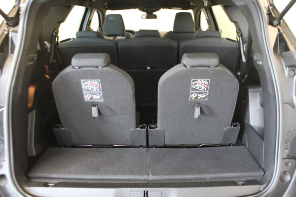 Peugeot 5008 1.2 PureTech Active Pack Business |Camera|Navi|