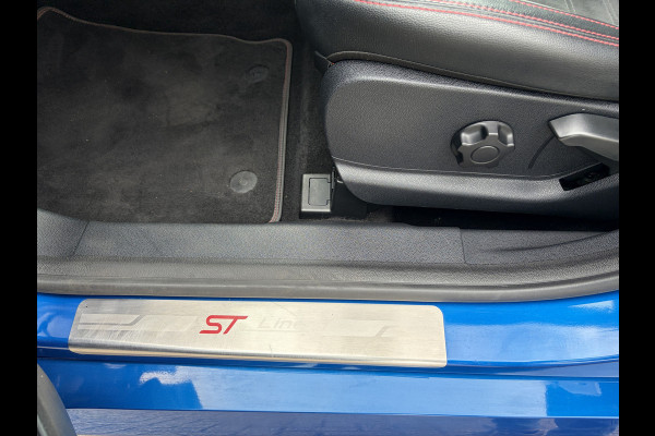 Ford EcoSport 1.0 EcoBoost ST-Line Black | Trekhaak | Camera