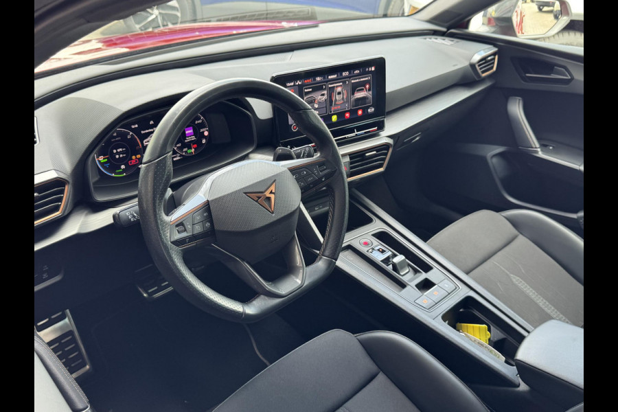 CUPRA Leon 1.4 e-Hybrid VZ Adrenaline NL-AUTO | 1/2 LEDER | PLUG IN