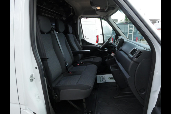Opel Movano 2.3 Turbo 136PK L2H2 Airco Imperiaal Trekhaak
