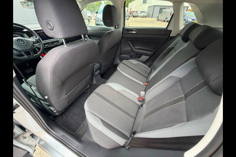 Volkswagen Polo 1.0 TSI Highline Bussines 1e eig.