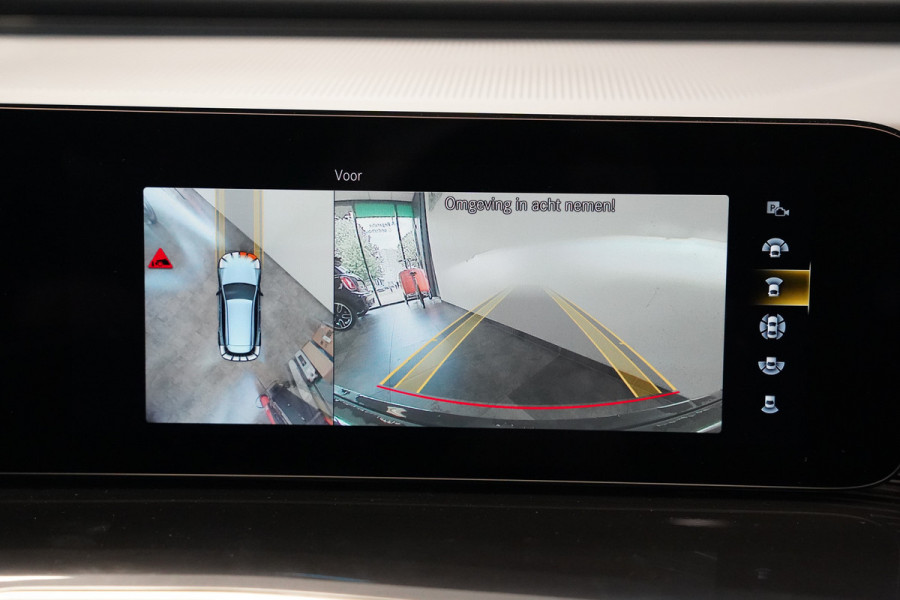 Mercedes-Benz EQC 400 4MATIC AMG Line 80 kWh LED Stoelverw (voor+achter) Widescreen ACC