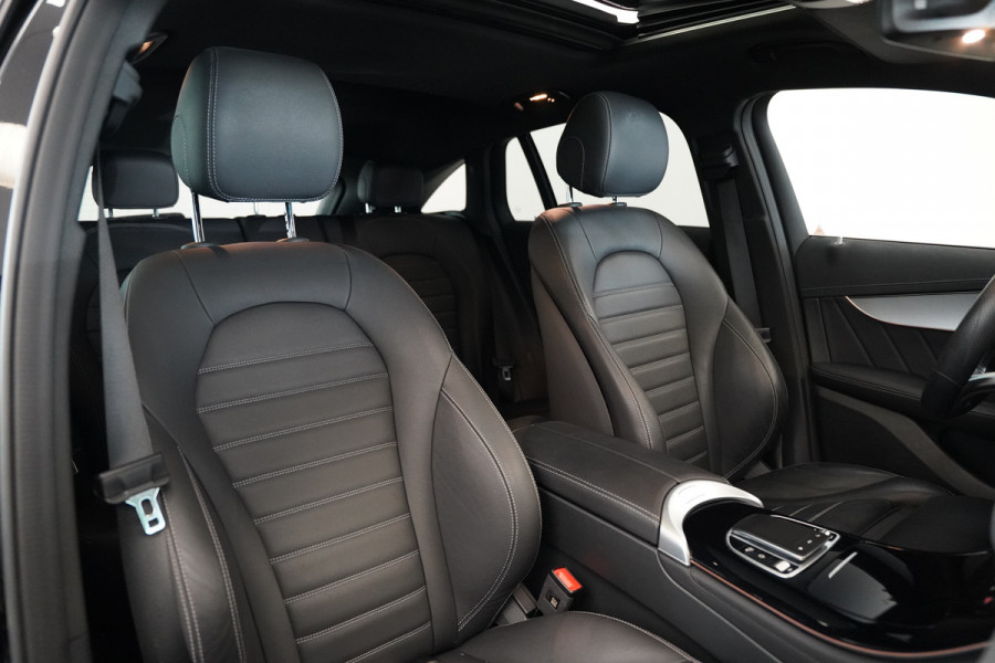 Mercedes-Benz EQC 400 4MATIC AMG Line 80 kWh LED Stoelverw (voor+achter) Widescreen ACC