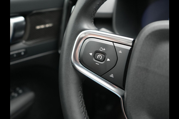 Volvo XC40 Recharge Ultimate 69 kWh 232pk Dealer O.H | Panodak | 360 Camera | Adaptive Cruise | Harman / Kardon | Alcantara Sportstoelen Memory & Verwarmd | BLIS | Keyless | Apple Carplay | Pilot Assist | Stuurverwarming | Google Assistant & Maps | Navigatie | DAB | 19"L.M |