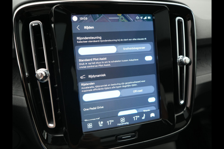 Volvo XC40 Recharge Ultimate 69 kWh 232pk Dealer O.H | Panodak | 360 Camera | Adaptive Cruise | Harman / Kardon | Alcantara Sportstoelen Memory & Verwarmd | BLIS | Keyless | Apple Carplay | Pilot Assist | Stuurverwarming | Google Assistant & Maps | Navigatie | DAB | 19"L.M |