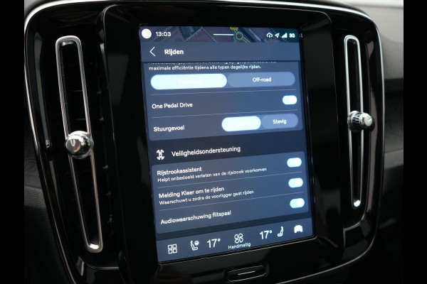 Volvo XC40 Recharge Ultimate 69 kWh 232pk Dealer O.H | Panodak | 360 Camera | Adaptive Cruise | Harman / Kardon | Alcantara Sportstoelen Memory & Verwarmd | BLIS | Keyless | Apple Carplay | Pilot Assist | Stuurverwarming | Google Assistant & Maps | Navigatie | DAB | 19"L.M |