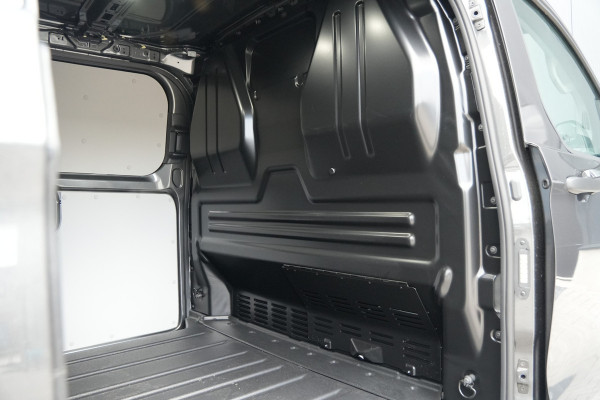 Ford Transit Custom 320 2.0 TDCI L2H1 Trend 136pk - INCLUSIEF BPM - 2x Schuif - Achterklep - LED - Carplay - Stoelverwarming - Rijklaar