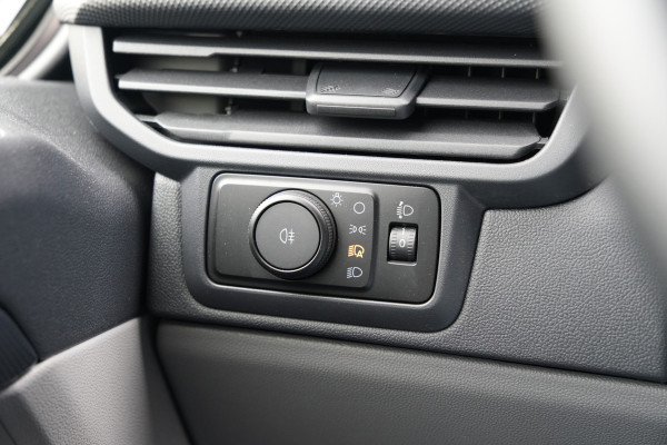 Ford Transit Custom 320 2.0 TDCI L2H1 Trend 136pk - INCLUSIEF BPM - 2x Schuif - Achterklep - LED - Carplay - Stoelverwarming - Rijklaar