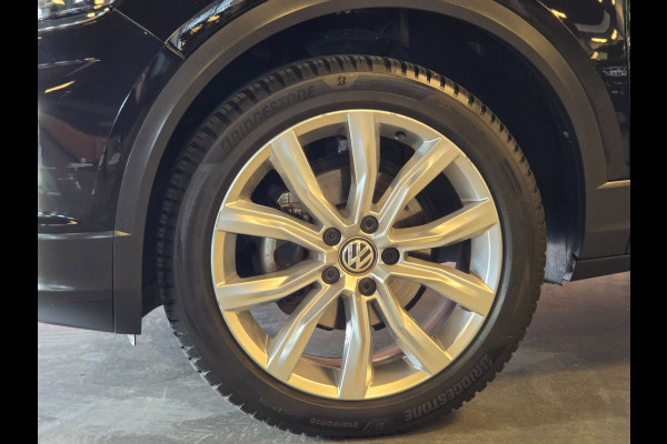 Volkswagen T-Roc 1.5 TSI Sport Business l Led l Pano l Virtual l DAB l Carplay