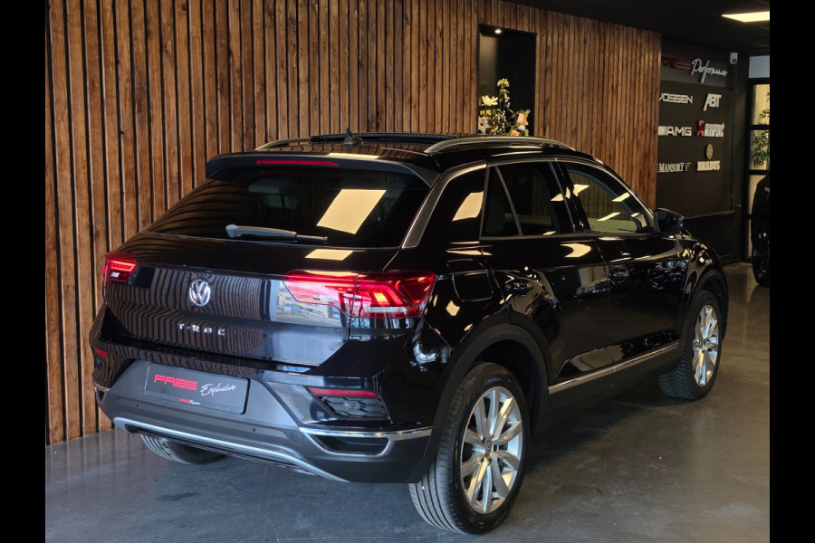 Volkswagen T-Roc 1.5 TSI Sport Business l Led l Pano l Virtual l DAB l Carplay