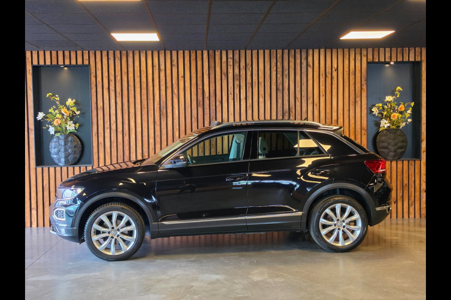 Volkswagen T-Roc 1.5 TSI Sport Business l Led l Pano l Virtual l DAB l Carplay
