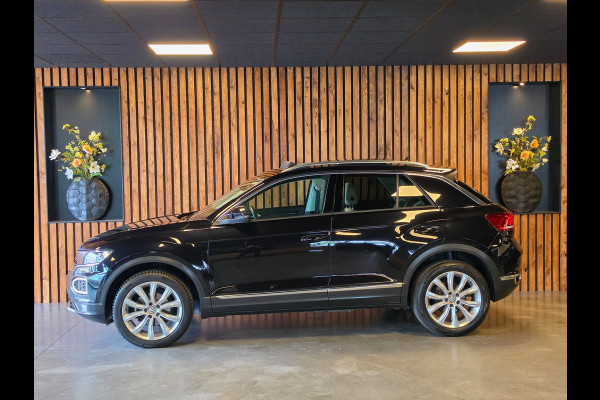 Volkswagen T-Roc 1.5 TSI Sport Business l Led l Pano l Virtual l DAB l Carplay