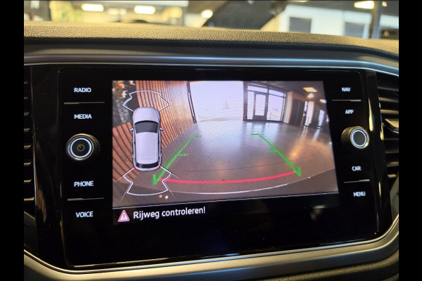 Volkswagen T-Roc 1.5 TSI Sport Business l Led l Pano l Virtual l DAB l Carplay