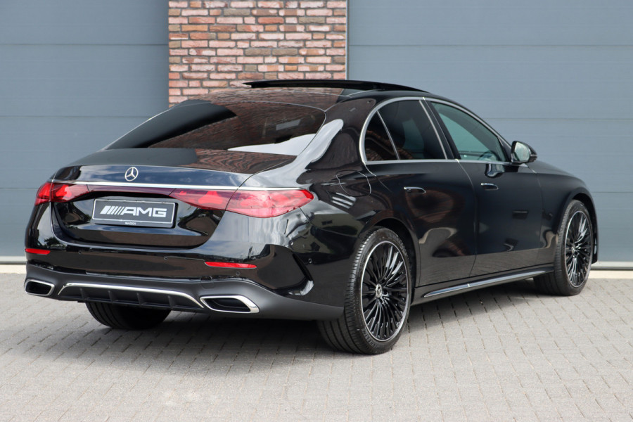 Mercedes-Benz E-Klasse 450 d 4MATIC AMG Line | Hyperscreen | Luchtvering | Achterasbesturing | Standkachel | Nappa Leder | Stoelventilatie | Trekhaak | Distronic+ | HUD | Massage | 3D-Display |