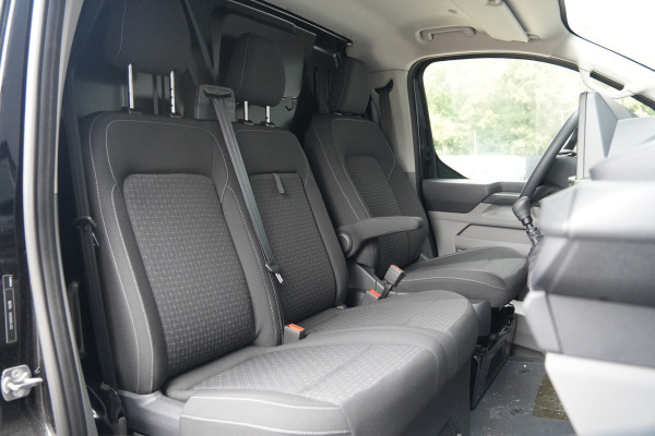 Ford Transit Custom 320 2.0 TDCI L2H1 Trend 136pk - INCLUSIEF BPM - 2x Schuif - Achterklep - LED - Carplay - Stoelverwarming - Rijklaar