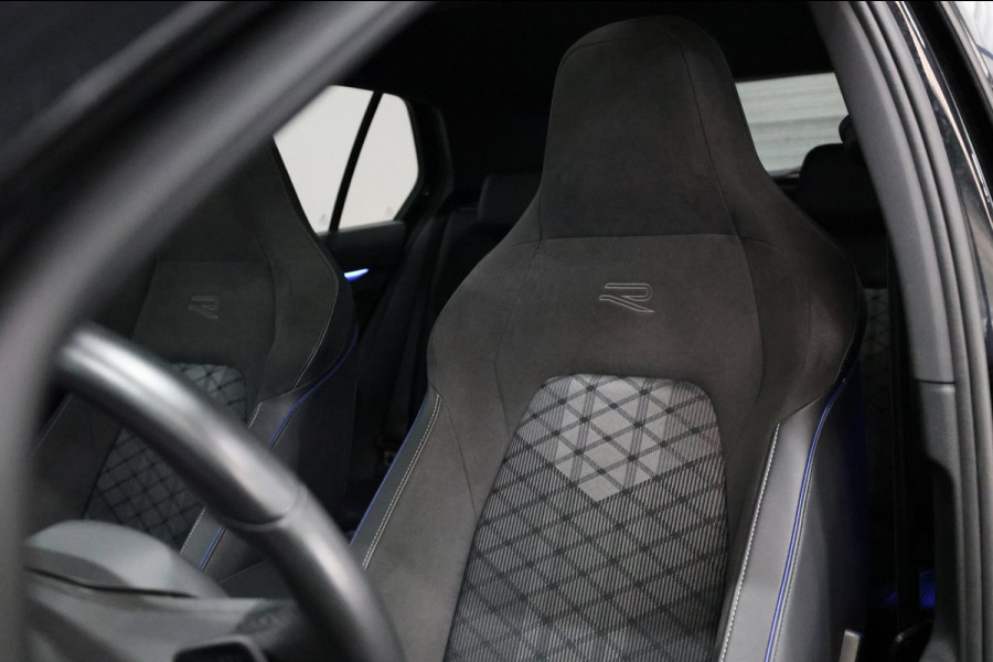Volkswagen Golf 8.5 1.5 eTSI R-Line Edition IQ/VIRTUAL/SFEER/PANO/ALCANTARA+S.VERWARMING+MEMORY/19" LMV/360/ACC/FABRIEKSGARANTIE!