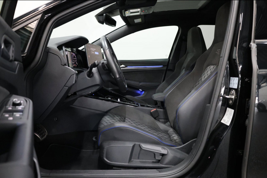 Volkswagen Golf 8.5 1.5 eTSI R-Line Edition IQ/VIRTUAL/SFEER/PANO/ALCANTARA+S.VERWARMING+MEMORY/19" LMV/360/ACC/FABRIEKSGARANTIE!