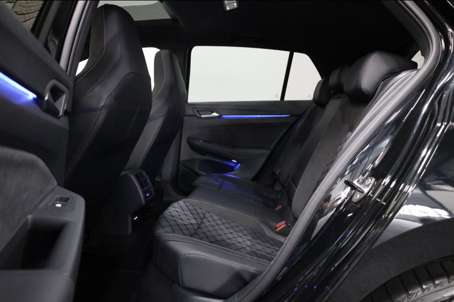 Volkswagen Golf 8.5 1.5 eTSI R-Line Edition IQ/VIRTUAL/SFEER/PANO/ALCANTARA+S.VERWARMING+MEMORY/19" LMV/360/ACC/FABRIEKSGARANTIE!