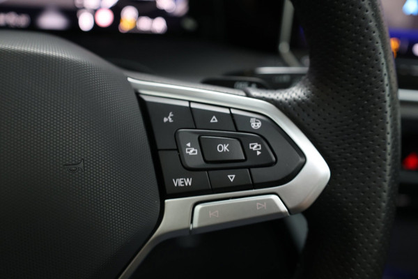 Volkswagen Golf 8.5 1.5 eTSI R-Line Edition IQ/VIRTUAL/SFEER/PANO/ALCANTARA+S.VERWARMING+MEMORY/19" LMV/360/ACC/FABRIEKSGARANTIE!