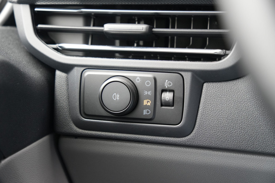 Ford Transit Custom 320 2.0 TDCI L2H1 Limited 170pk - INCLUSIEF BPM - 2x Schuif - 1+1 Stoel - ACC - Blindspot - Stoel/stuurverwarming - Keyless - Ri