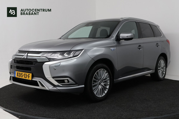 Mitsubishi Outlander 2.4 PHEV Instyle (PANORAMADAK, NAVIGATIE, STOEL-/STUURVERWARMING, 360 CAMERA, TREKHAAK, ADAPTIEVE CRUISE)