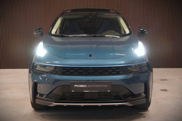 Lynk & Co 01 1.5 | Panoramadak | Stoelverwarming | Keyless | Apple Carplay | Memory Seat | Adaptive Cruise Control | Infinity | Navigatie | 360 Camera | Parkeersensoren | Ambiance Verlichting | SOH 94,2%