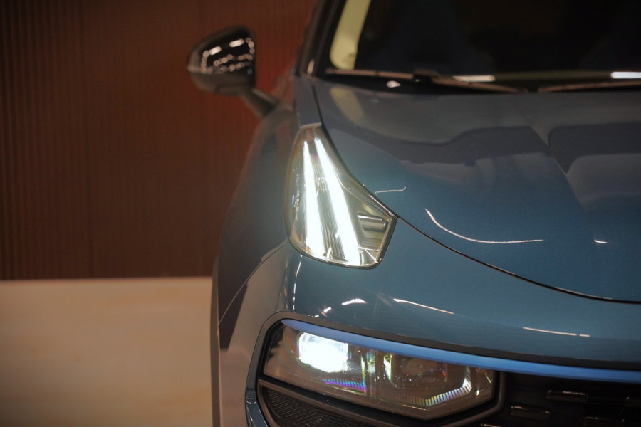 Lynk & Co 01 1.5 | Panoramadak | Stoelverwarming | Keyless | Apple Carplay | Memory Seat | Adaptive Cruise Control | Infinity | Navigatie | 360 Camera | Parkeersensoren | Ambiance Verlichting | SOH 94,2%