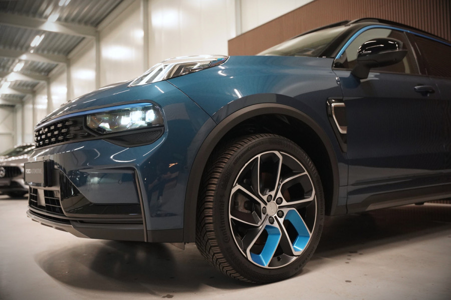 Lynk & Co 01 1.5 | Panoramadak | Stoelverwarming | Keyless | Apple Carplay | Memory Seat | Adaptive Cruise Control | Infinity | Navigatie | 360 Camera | Parkeersensoren | Ambiance Verlichting | SOH 94,2%