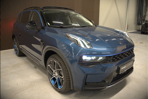 Lynk & Co 01 1.5 | Panoramadak | Stoelverwarming | Keyless | Apple Carplay | Memory Seat | Adaptive Cruise Control | Infinity | Navigatie | 360 Camera | Parkeersensoren | Ambiance Verlichting | SOH 94,2%