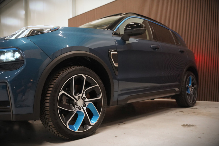 Lynk & Co 01 1.5 | Panoramadak | Stoelverwarming | Keyless | Apple Carplay | Memory Seat | Adaptive Cruise Control | Infinity | Navigatie | 360 Camera | Parkeersensoren | Ambiance Verlichting | SOH 94,2%
