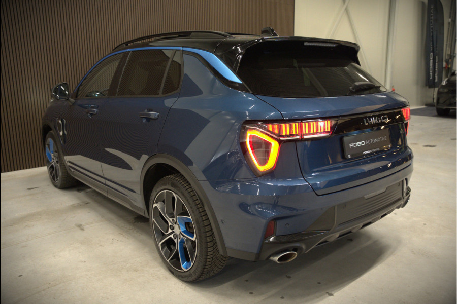 Lynk & Co 01 1.5 | Panoramadak | Stoelverwarming | Keyless | Apple Carplay | Memory Seat | Adaptive Cruise Control | Infinity | Navigatie | 360 Camera | Parkeersensoren | Ambiance Verlichting | SOH 94,2%