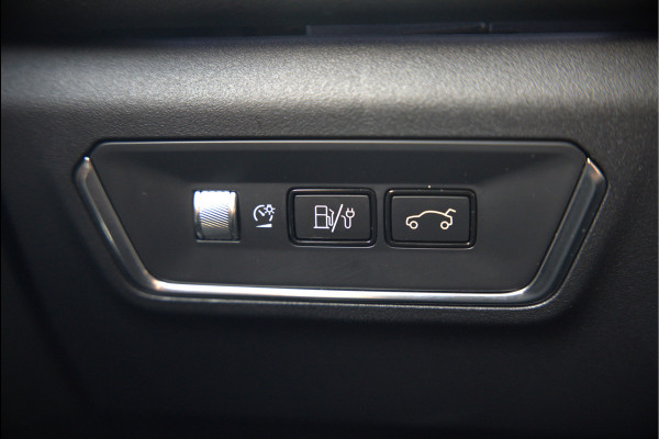 Lynk & Co 01 1.5 | Panoramadak | Stoelverwarming | Keyless | Apple Carplay | Memory Seat | Adaptive Cruise Control | Infinity | Navigatie | 360 Camera | Parkeersensoren | Ambiance Verlichting | SOH 94,2%