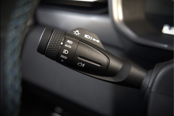 Lynk & Co 01 1.5 | Panoramadak | Stoelverwarming | Keyless | Apple Carplay | Memory Seat | Adaptive Cruise Control | Infinity | Navigatie | 360 Camera | Parkeersensoren | Ambiance Verlichting | SOH 94,2%
