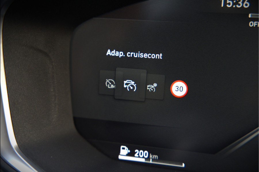 Lynk & Co 01 1.5 | Panoramadak | Stoelverwarming | Keyless | Apple Carplay | Memory Seat | Adaptive Cruise Control | Infinity | Navigatie | 360 Camera | Parkeersensoren | Ambiance Verlichting | SOH 94,2%