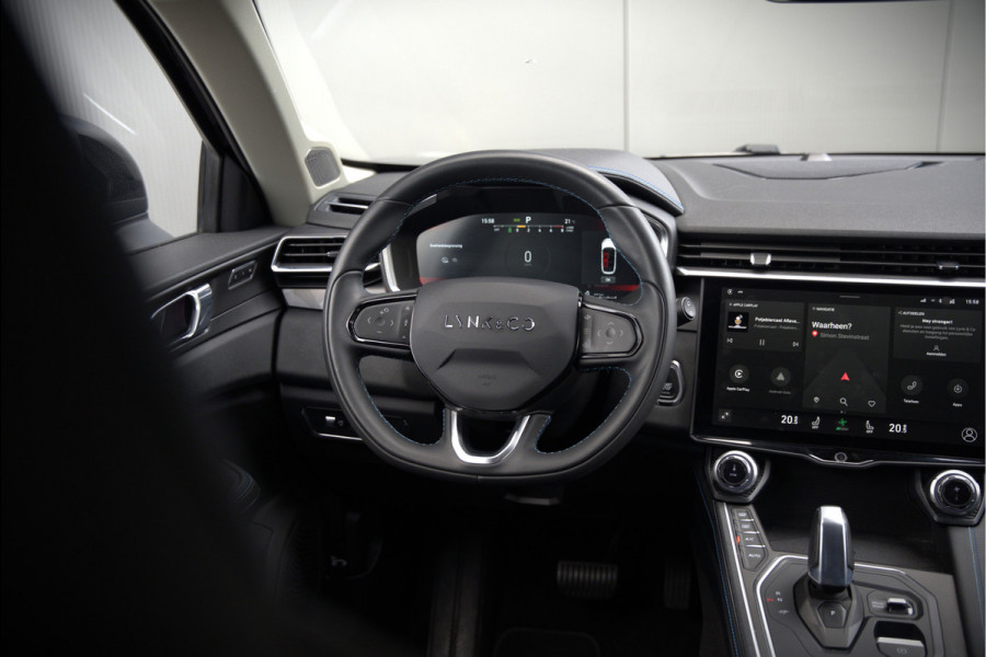 Lynk & Co 01 1.5 | Panoramadak | Stoelverwarming | Keyless | Apple Carplay | Memory Seat | Adaptive Cruise Control | Infinity | Navigatie | 360 Camera | Parkeersensoren | Ambiance Verlichting | SOH 94,2%