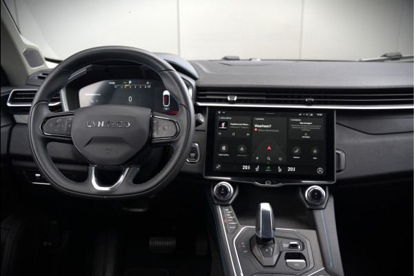 Lynk & Co 01 1.5 | Panoramadak | Stoelverwarming | Keyless | Apple Carplay | Memory Seat | Adaptive Cruise Control | Infinity | Navigatie | 360 Camera | Parkeersensoren | Ambiance Verlichting | SOH 94,2%