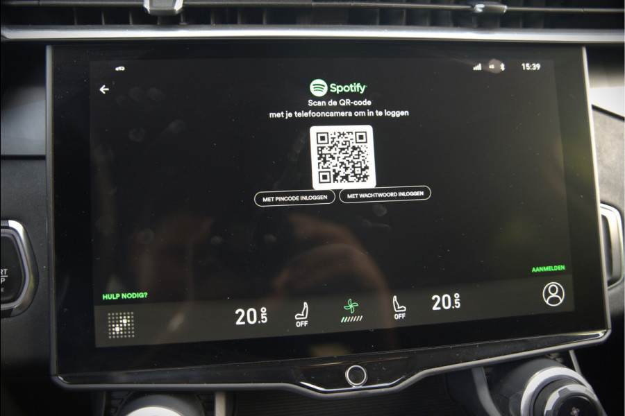 Lynk & Co 01 1.5 | Panoramadak | Stoelverwarming | Keyless | Apple Carplay | Memory Seat | Adaptive Cruise Control | Infinity | Navigatie | 360 Camera | Parkeersensoren | Ambiance Verlichting | SOH 94,2%