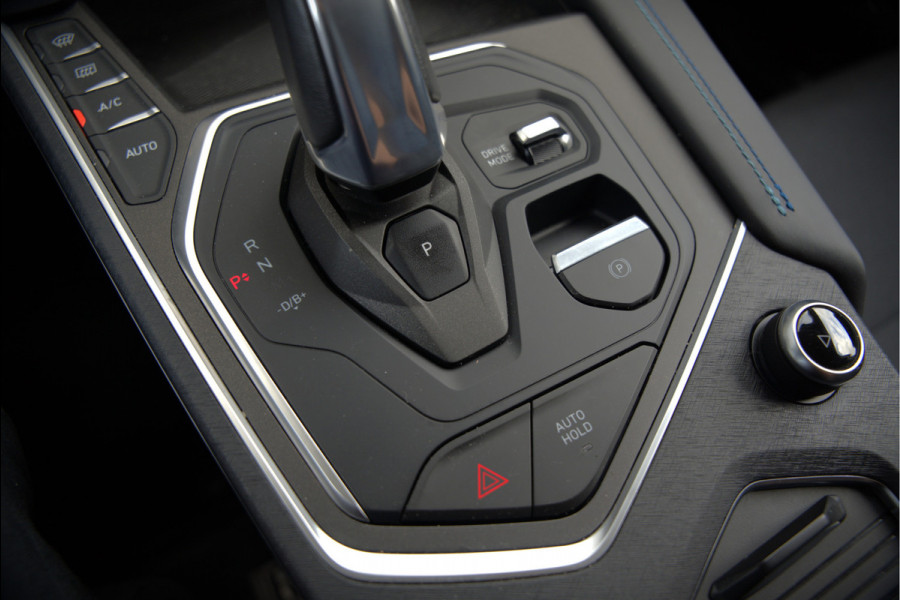 Lynk & Co 01 1.5 | Panoramadak | Stoelverwarming | Keyless | Apple Carplay | Memory Seat | Adaptive Cruise Control | Infinity | Navigatie | 360 Camera | Parkeersensoren | Ambiance Verlichting | SOH 94,2%
