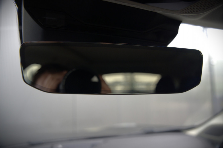 Lynk & Co 01 1.5 | Panoramadak | Stoelverwarming | Keyless | Apple Carplay | Memory Seat | Adaptive Cruise Control | Infinity | Navigatie | 360 Camera | Parkeersensoren | Ambiance Verlichting | SOH 94,2%