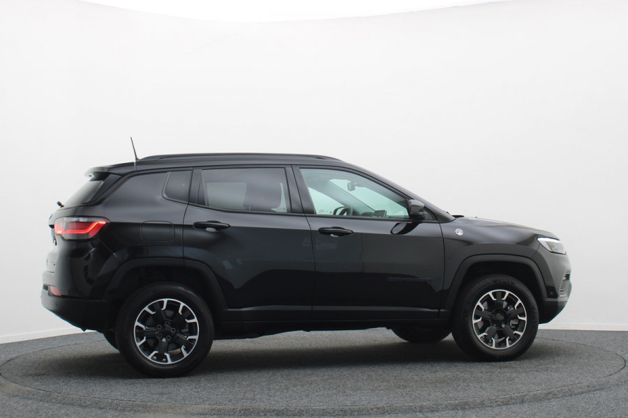 Jeep Compass 4xe 240 Plug-in Hybrid Electric Trailhawk Panoramadak, ACC, Camera, Apple Carplay, Virtual Cockpit, Climate, 17''