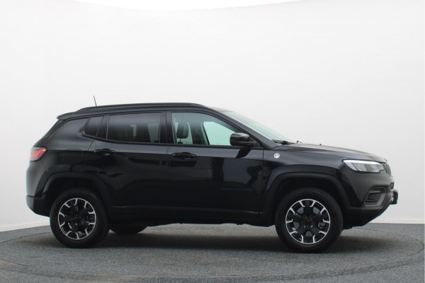 Jeep Compass 4xe 240 Plug-in Hybrid Electric Trailhawk Panoramadak, ACC, Camera, Apple Carplay, Virtual Cockpit, Climate, 17''
